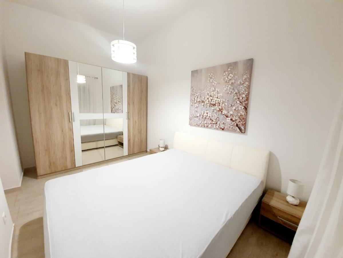 Apartmani Sara Bibinje Buitenkant foto